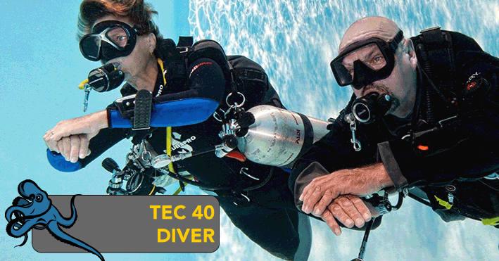 Tec40 Diver with stage tank